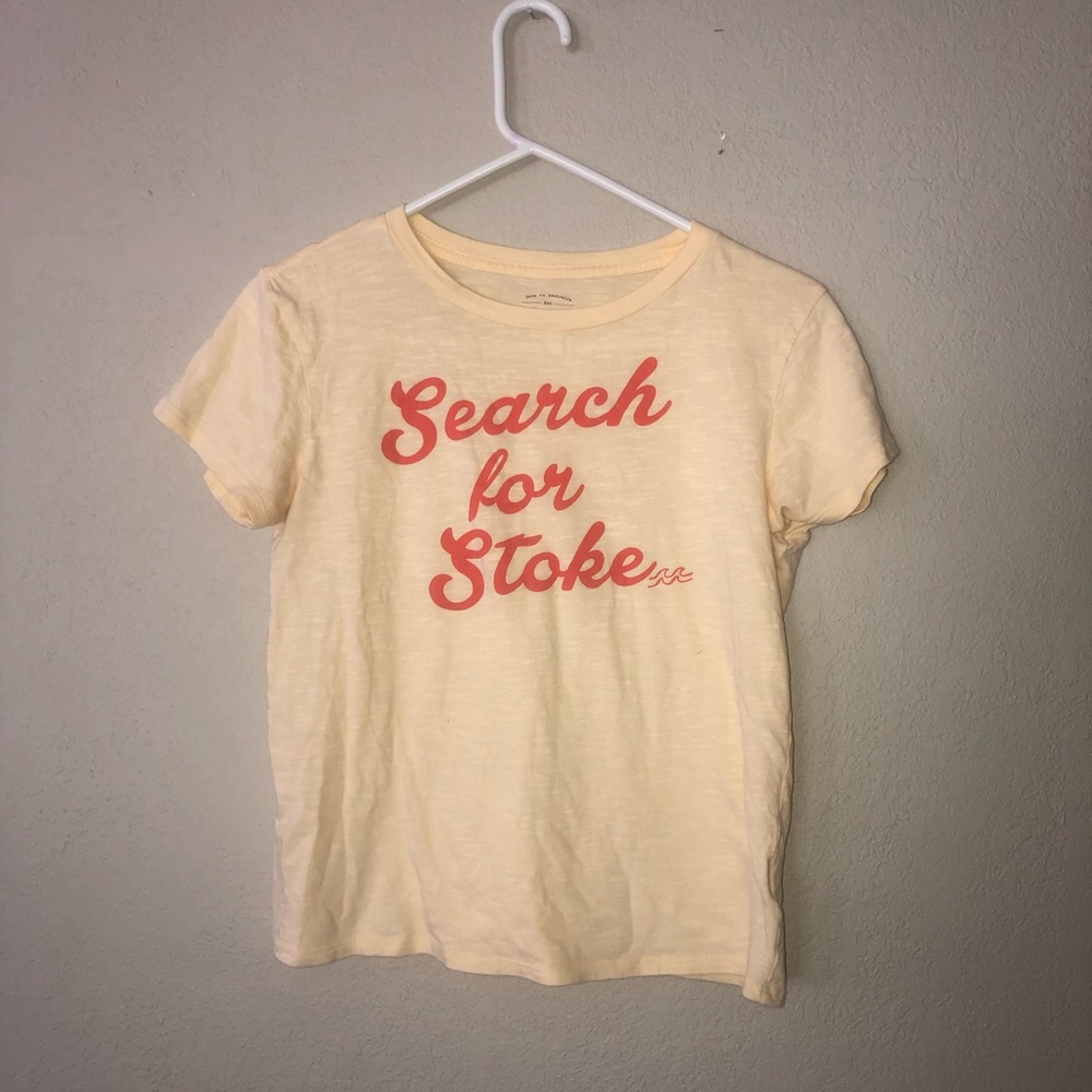 Yellow billabong t-shirt!